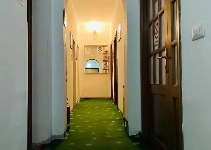Affitacamere Radi Πανσιόν 2*